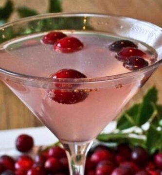 Cocktail Poinsettias reteta