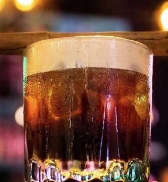 cocktail Black Russian reteta