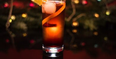 cocktel celebru cu wiskey